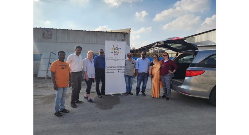 The MWPS distribution team after a final distribution of shoe boxes full of dry goods, collected by the Arabian Celts community, to workers in the Ma’meer area.